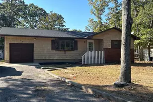 70 J T Blvd, Riverhead, NY 11901 - Photo 2