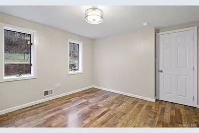 17 Valley Drive, Salisbury Mills, NY 12577 - Photo 14