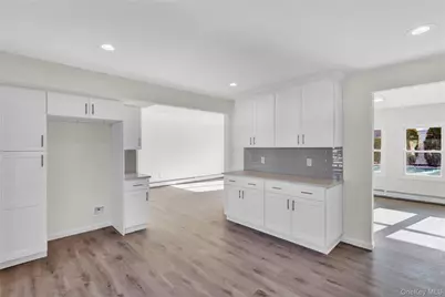 21 Piper Lane, Levittown, NY 11756 - Photo 6