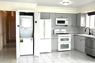 520 Ellsworth Ave, Bronx, NY 10465 - Photo 16