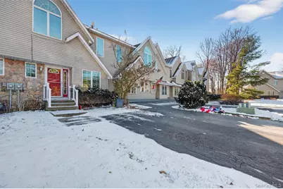 90 Roundtree Court, Beacon, NY 12508 - Photo 4