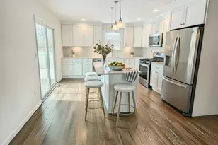 384 Scudder Ave, Copiague, NY 11726 - Photo 6