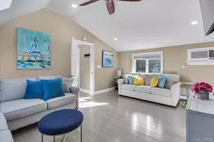 56 Fairfields Ln, Huntington Station, NY 11746 - Photo 14