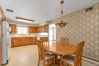 65 Lone Oak Path, Smithtown, NY 11787 - Photo 8