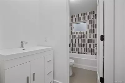 242 Blauvelt Road #201, Monsey, NY 10952 - Photo 26