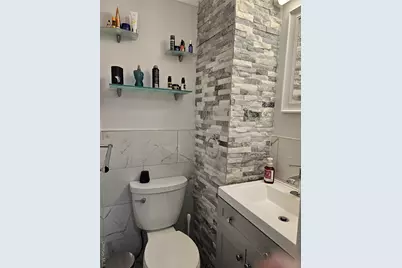 310 Brookside Court, Copiague, NY 11726 - Photo 12