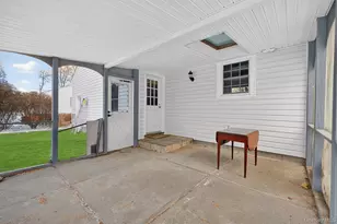 15 Valley View Rd, Hyde Park, NY 12538 - Photo 30