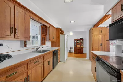 15 Valley View Road, Hyde Park, NY 12538 - Photo 8