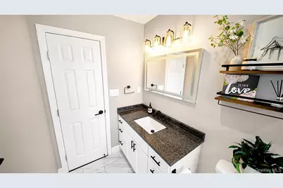 10 Ponder Lane, Deer Park, NY 11729 - Photo 14