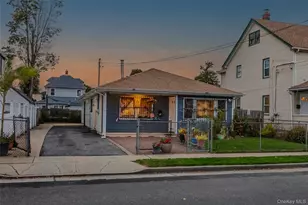 79 Union Pl, Hempstead, NY 11550 - Photo 2