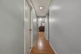 11 Crescent St, Oyster Bay, NY 11801 - Photo 26