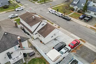 11 Crescent St, Oyster Bay, NY 11801 - Photo 38