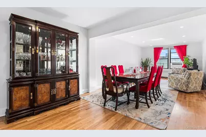 525 W 235th Street #7E, Bronx, NY 10463 - Photo 8