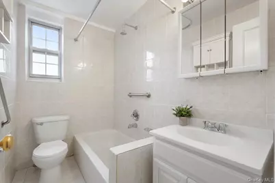 45 Popham Road #4K, Scarsdale, NY 10583 - Photo 14