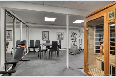 66 Knoll Road, Southampton, NY 11968 - Photo 28