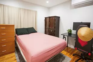 130-05 135th Pl, Ozone Park, NY 11420 - Photo 8