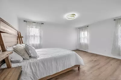 2114 Prospect Avenue, East Meadow, NY 11554 - Photo 20