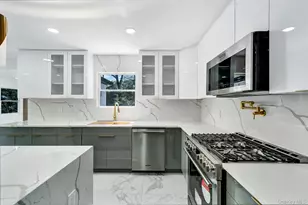 63 Oak Ave, Huntington Station, NY 11746 - Photo 18