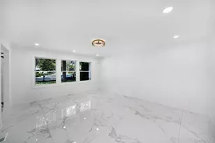 63 Oak Ave, Huntington Station, NY 11746 - Photo 4