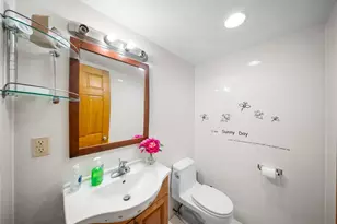 183-26 Booth Memorial Ave, Fresh Meadows, NY 11365 - Photo 10