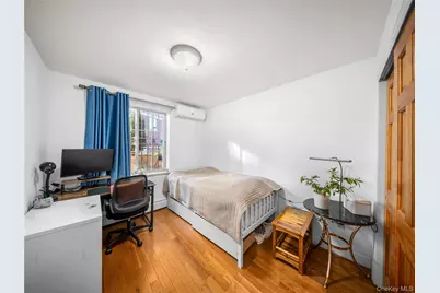 183-26 Booth Memorial Avenue, Fresh Meadows, NY 11365 - Photo 8