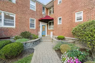 13 Bryant Crescent, White Plains, NY 10605 - Photo 2