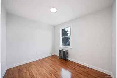 129 Sheridan Avenue, Williston Park, NY 11596 - Photo 14