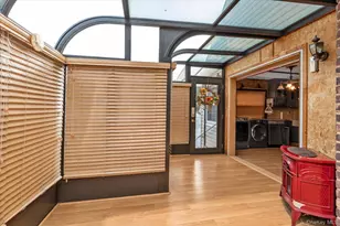 1006 N 7th St, New Hyde Park, NY 11040 - Photo 8