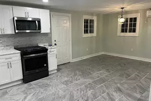 105 S 32nd St, Wyandanch, NY 11798 - Photo 2