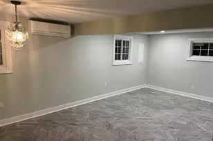 105 S 32nd St, Wyandanch, NY 11798 - Photo 6