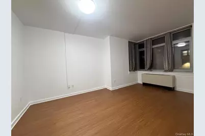 4026 College Point Boulevard #8M, Flushing, NY 11354 - Photo 6