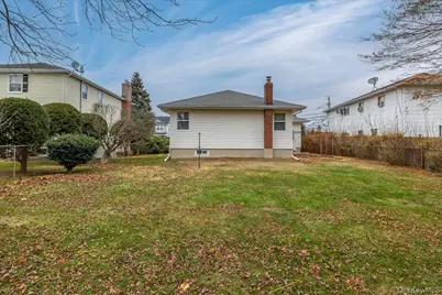 41 Meade Avenue, Bethpage, NY 11714 - Photo 28