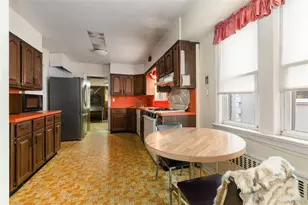 185-47 80th Rd, Jamaica, NY 11432 - Photo 6