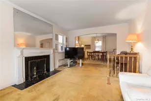 185-47 80th Rd, Jamaica, NY 11432 - Photo 2