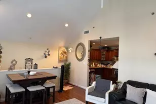 60-28 60th Pl, Maspeth, NY 11378 - Photo 4
