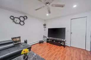 32 Needle Ln, Levittown, NY 11756 - Photo 10