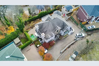 174 Douglas, New York, NY 10304 - Photo 2