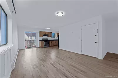 214-16 40th Avenue #3rd Floor, Bayside, NY 11361 - Photo 2