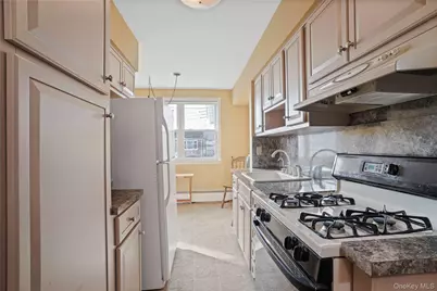 6035 75th Street, Middle Village, NY 11379 - Photo 18