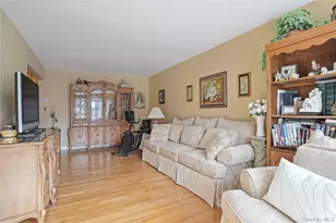 60-35 75th St, Middle Village, NY 11379 - Photo 12