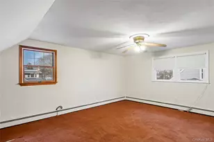 149 Byrd St, Lindenhurst, NY 11757 - Photo 26