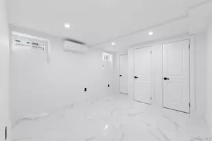 115-39 202nd St, Saint Albans, NY 11412 - Photo 18