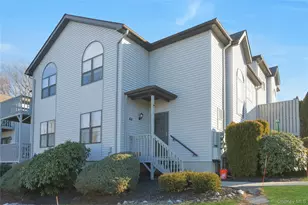 44 Natalie Ct, Monroe, NY 10950 - Photo 2