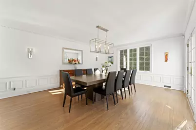45 Griffen Avenue, Scarsdale, NY 10583 - Photo 12
