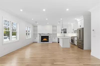 42 Alice Court, East Rockaway, NY 11518 - Photo 4