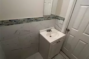 349 Warwick Ave, Mount Vernon, NY 10553 - Photo 14