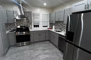 349 Warwick Ave, Mount Vernon, NY 10553 - Photo 4