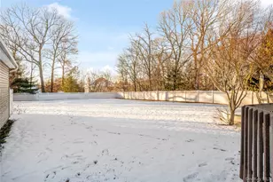 378 MacArthur Blvd, Hauppauge, NY 11788 - Photo 22