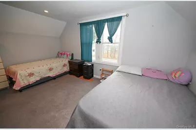 45 Rider Avenue, Patchogue, NY 11772 - Photo 20