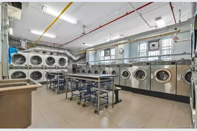 52-40 39 Avenue #4U, Woodside, NY 11377 - Photo 10